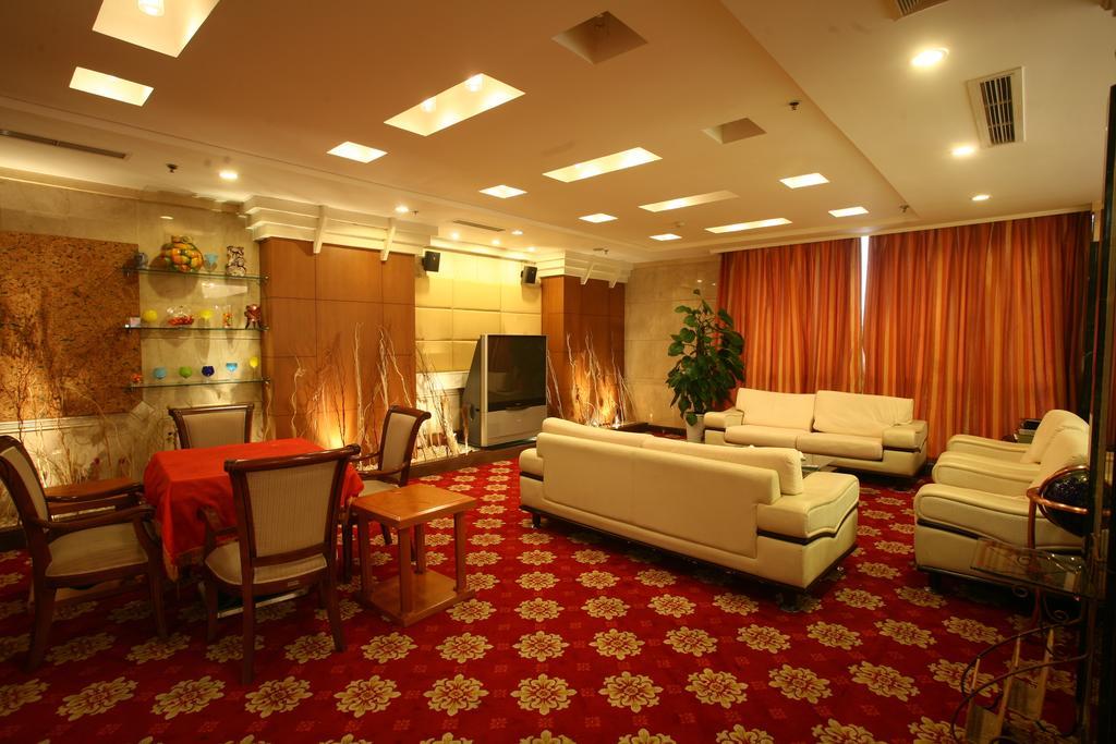 Lutianhua Hotel Chengdu Bagian luar foto