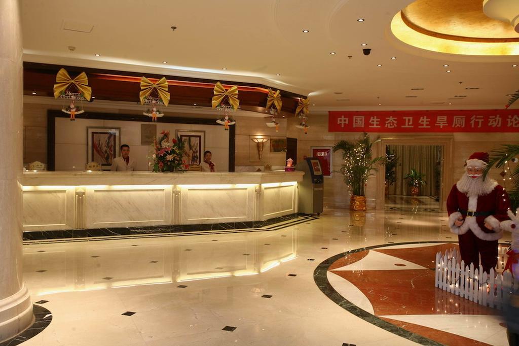 Lutianhua Hotel Chengdu Bagian luar foto