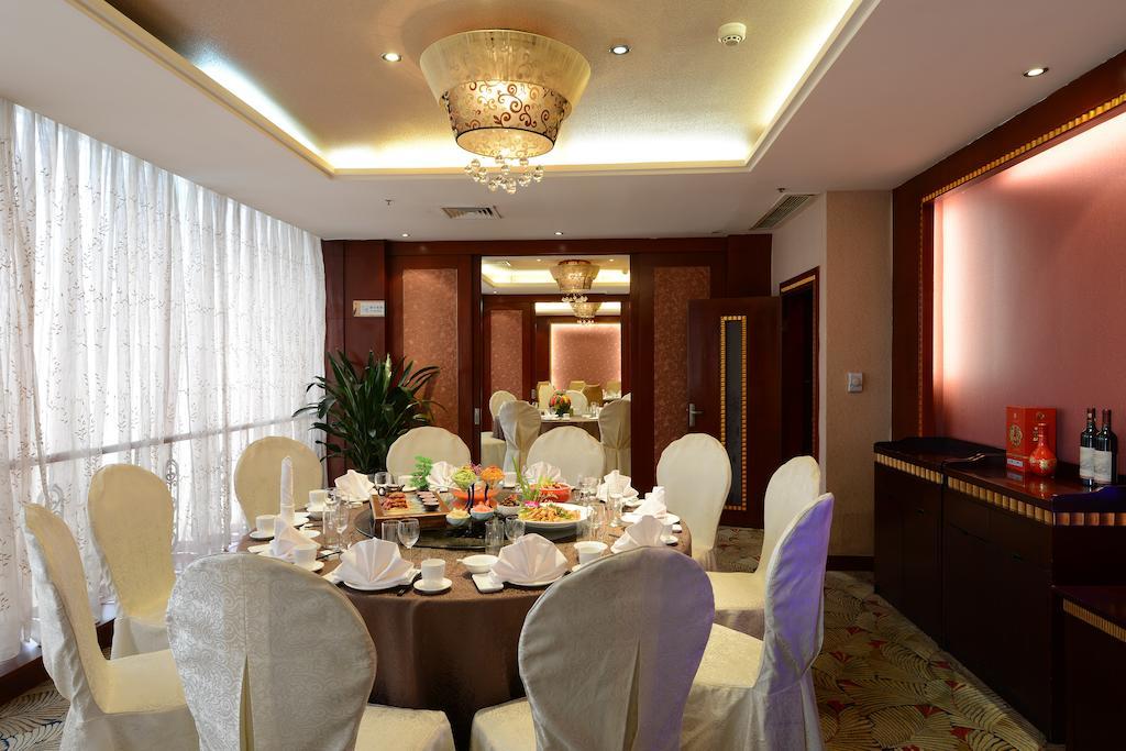 Lutianhua Hotel Chengdu Bagian luar foto